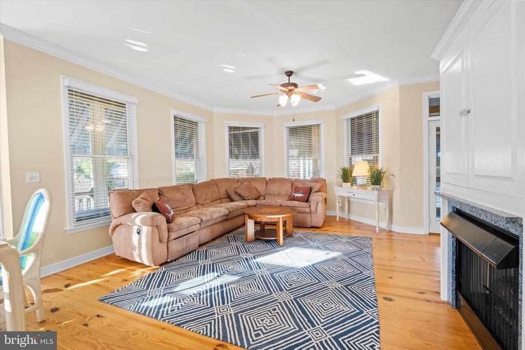 330 Garfield Parkway - Photo 16