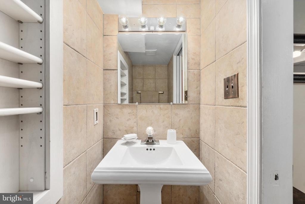 2145 California Street Nw - Photo 9