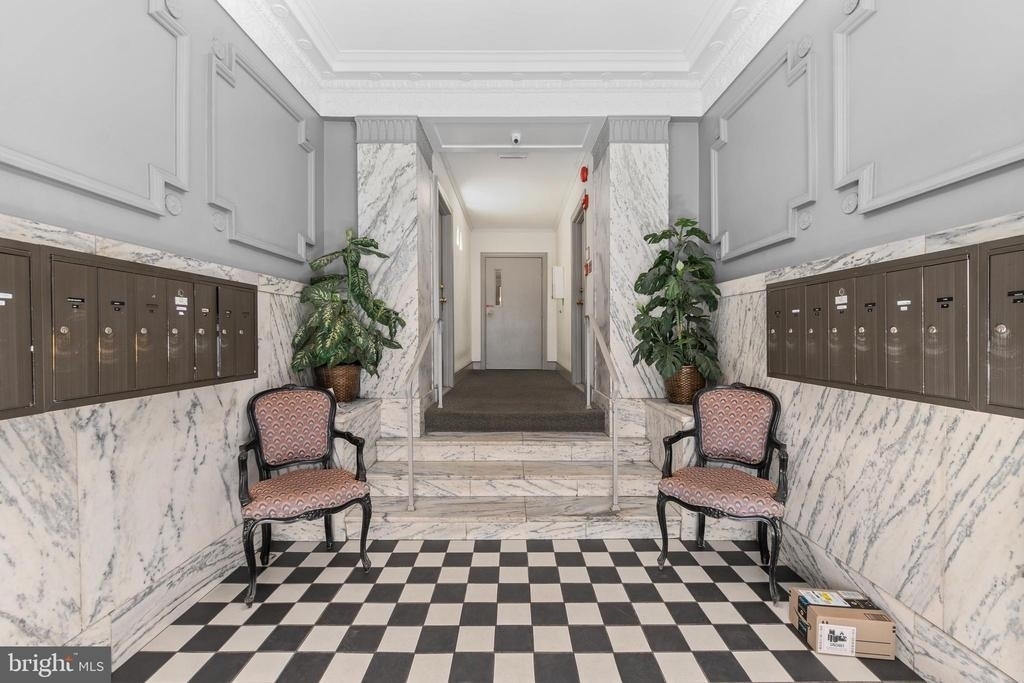 2145 California Street Nw - Photo 2