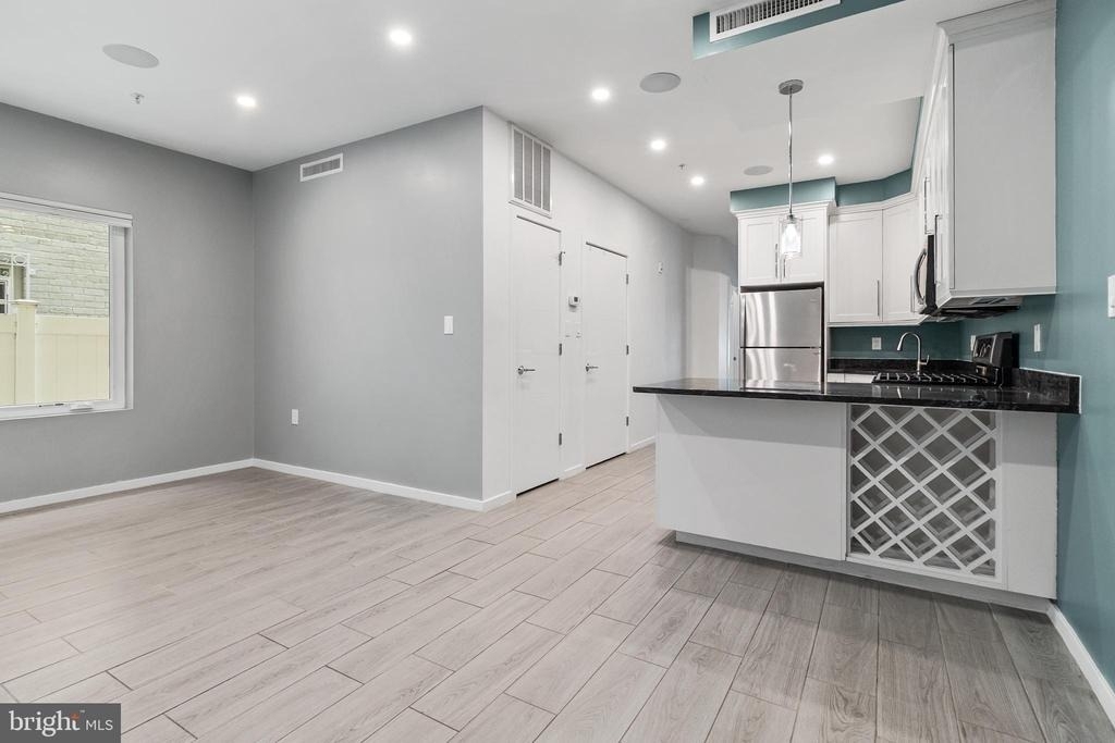 756 Park Road Nw - Photo 2