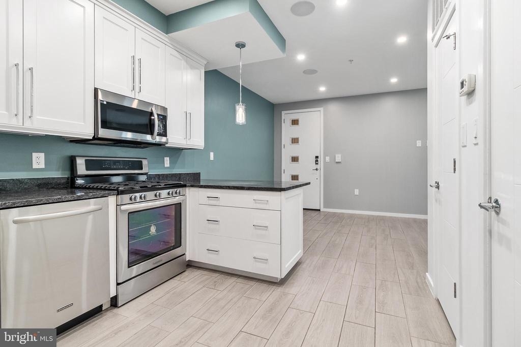 756 Park Road Nw - Photo 0