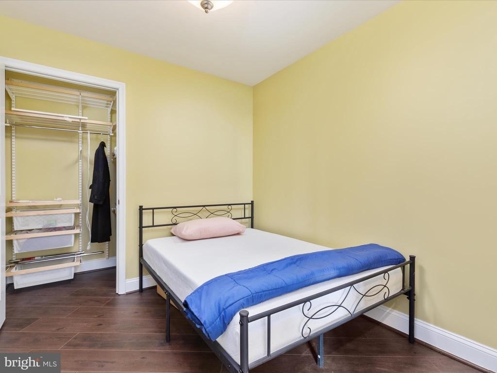 1390 Kenyon Street Nw - Photo 13