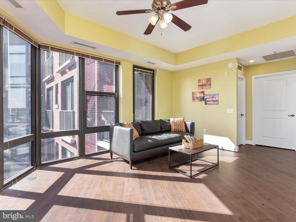 1390 Kenyon Street Nw - Photo 6