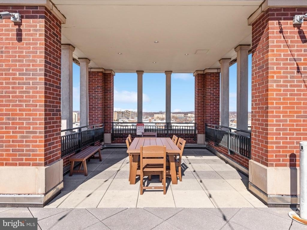 1390 Kenyon Street Nw - Photo 26