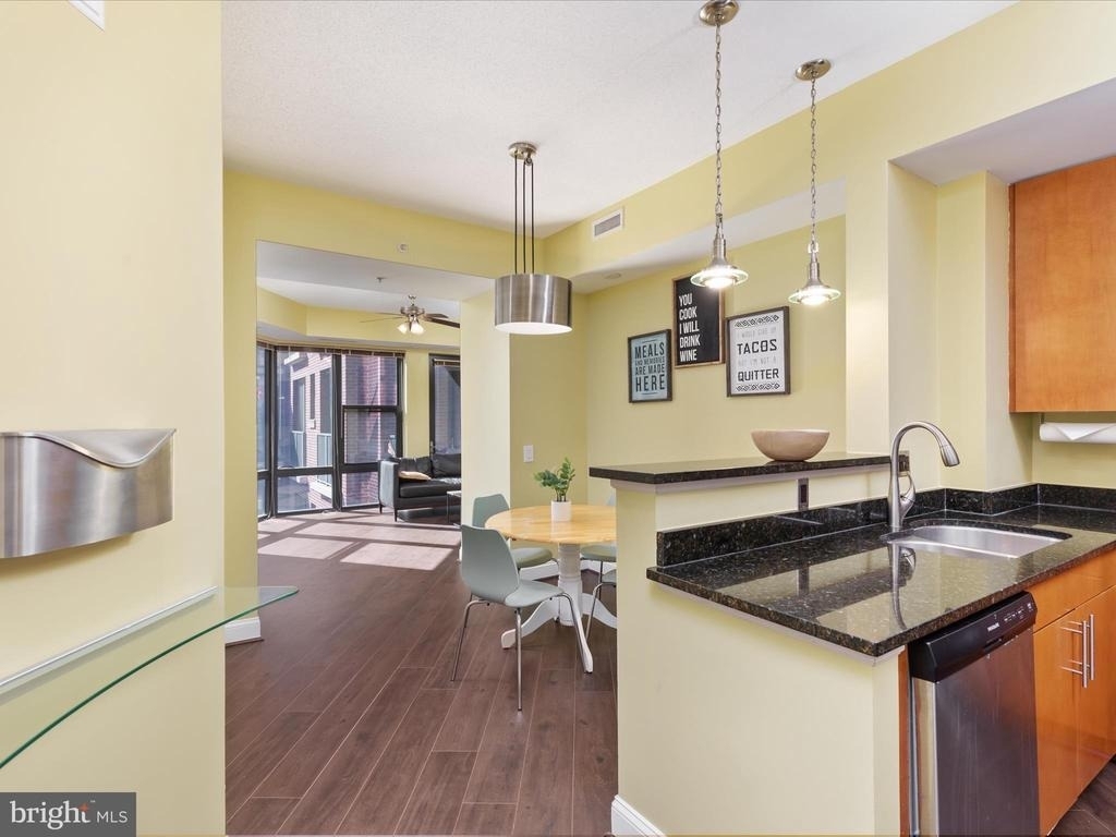 1390 Kenyon Street Nw - Photo 5