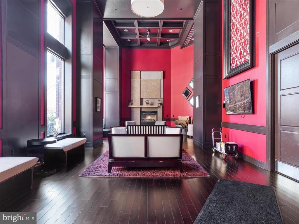 1390 Kenyon Street Nw - Photo 31