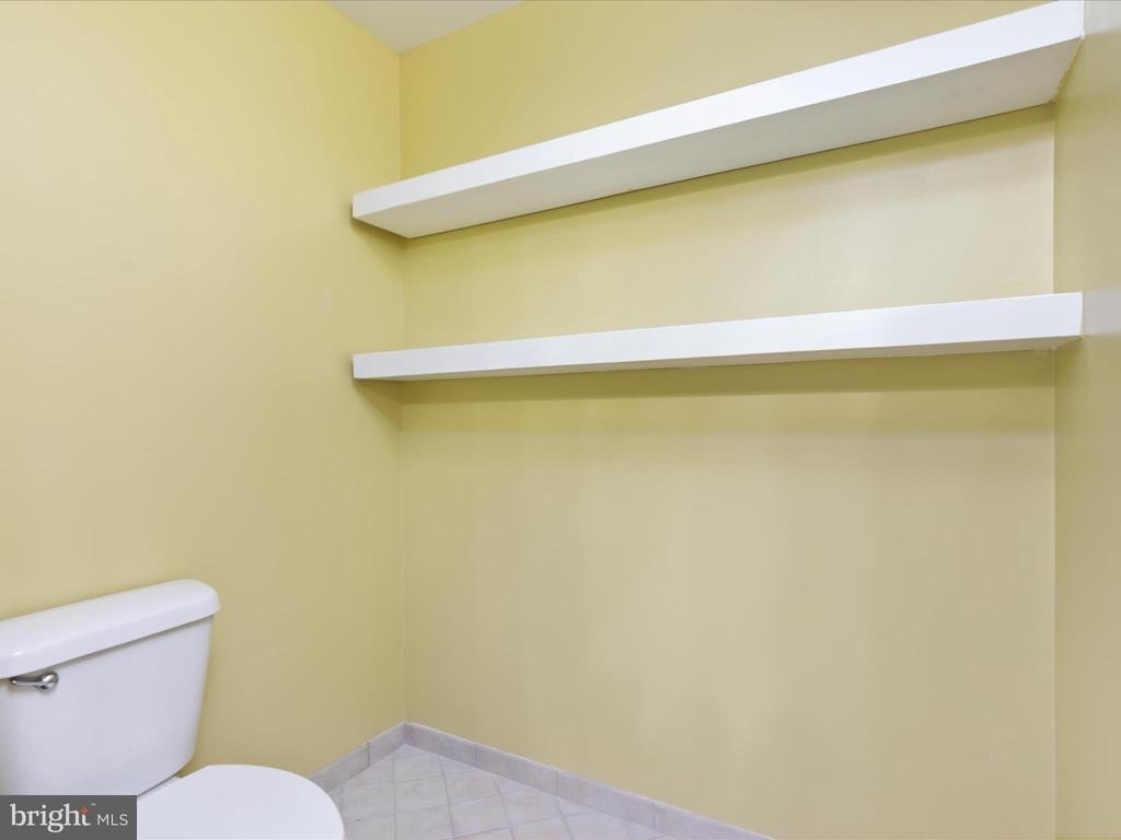 1390 Kenyon Street Nw - Photo 18