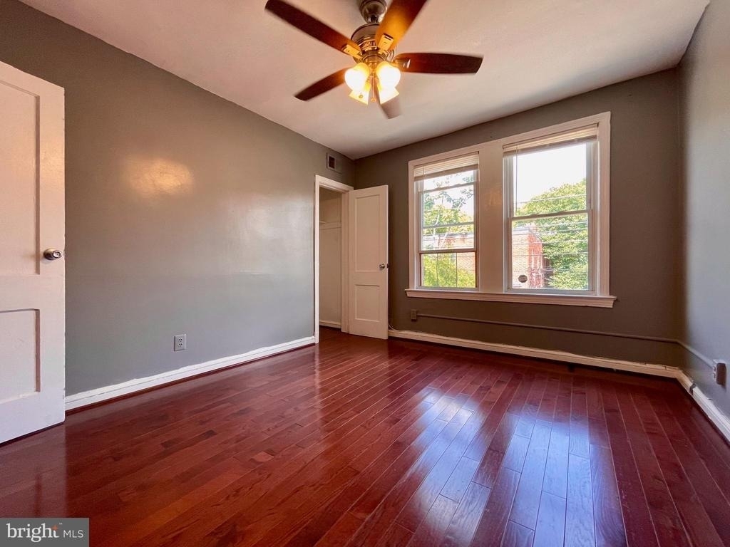 1858 Kendall Street Ne - Photo 21