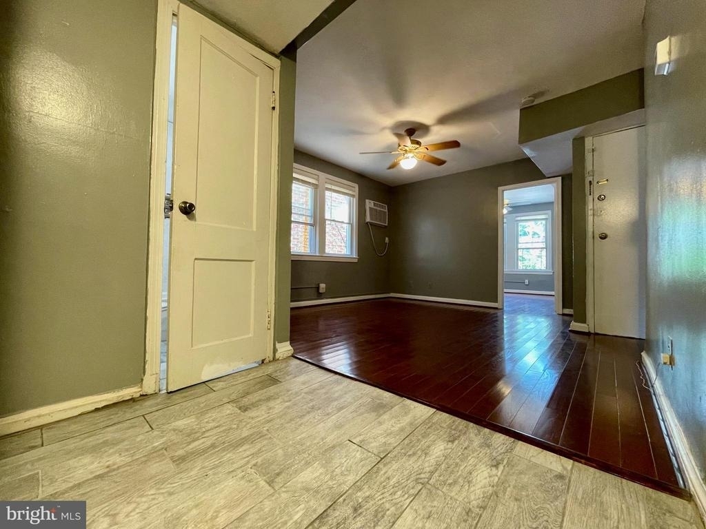 1858 Kendall Street Ne - Photo 13