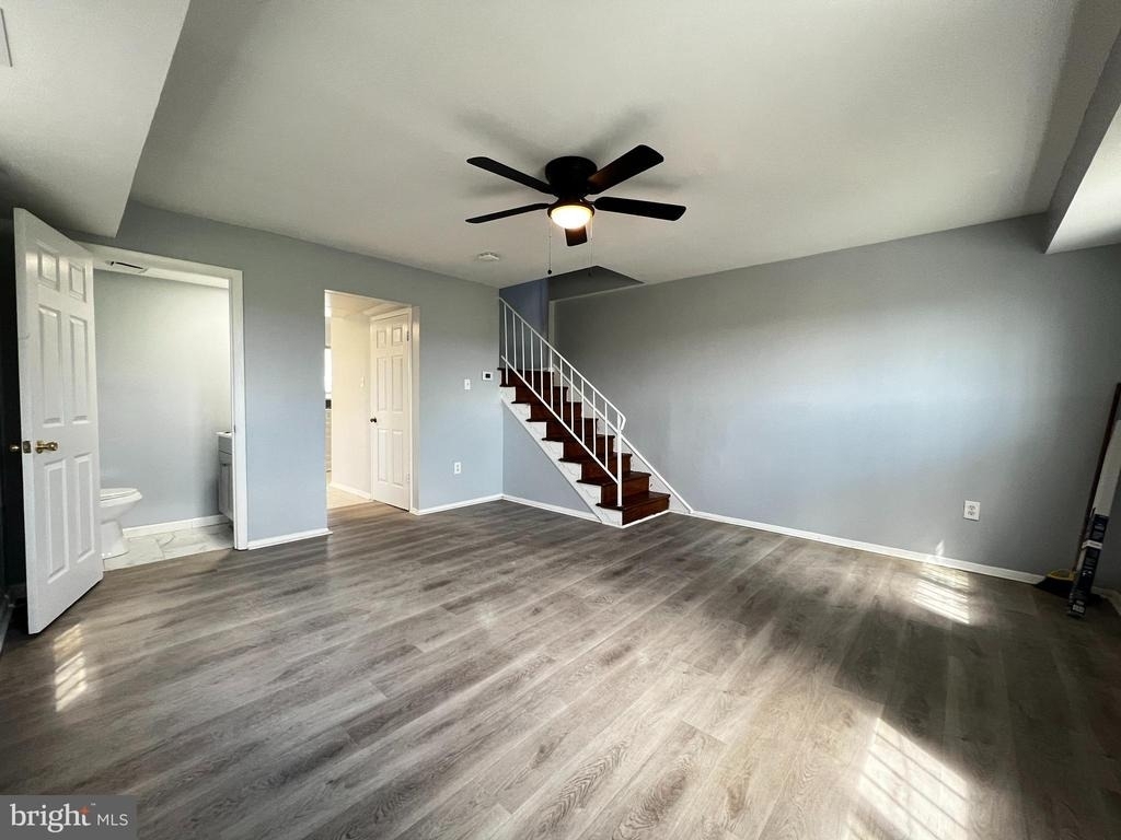 4930 Eads Place Ne - Photo 2