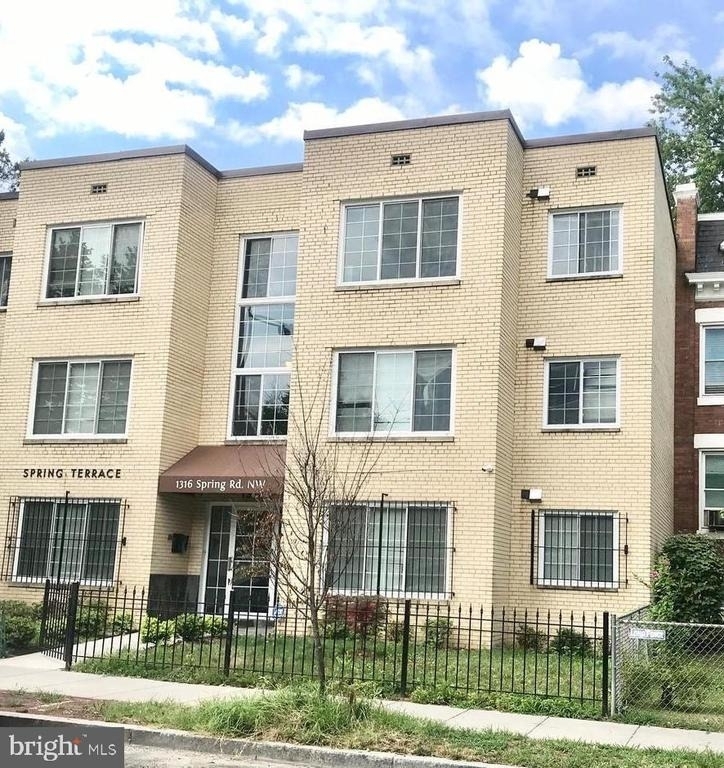 1316 Spring Road Nw - Photo 0
