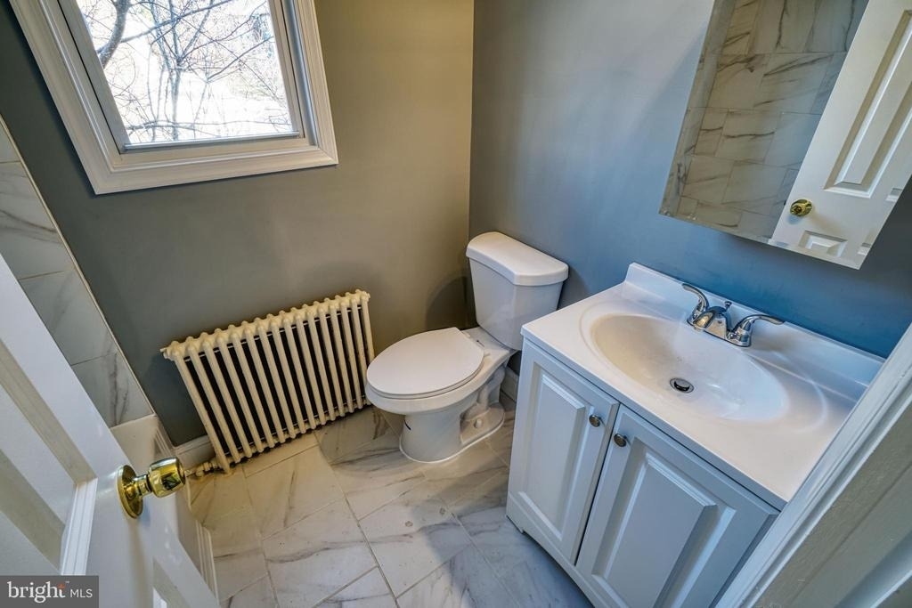 400 Douglas Street Ne - Photo 7