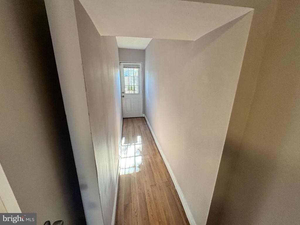 1819 Gales Street Ne - Photo 6
