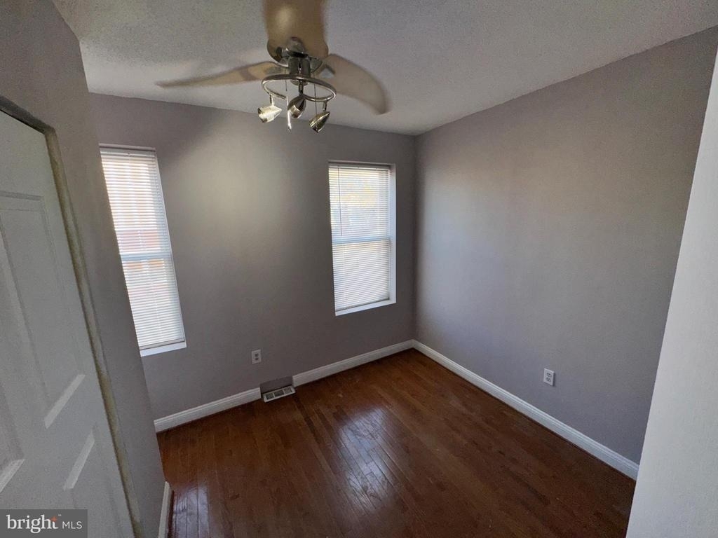 1819 Gales Street Ne - Photo 11