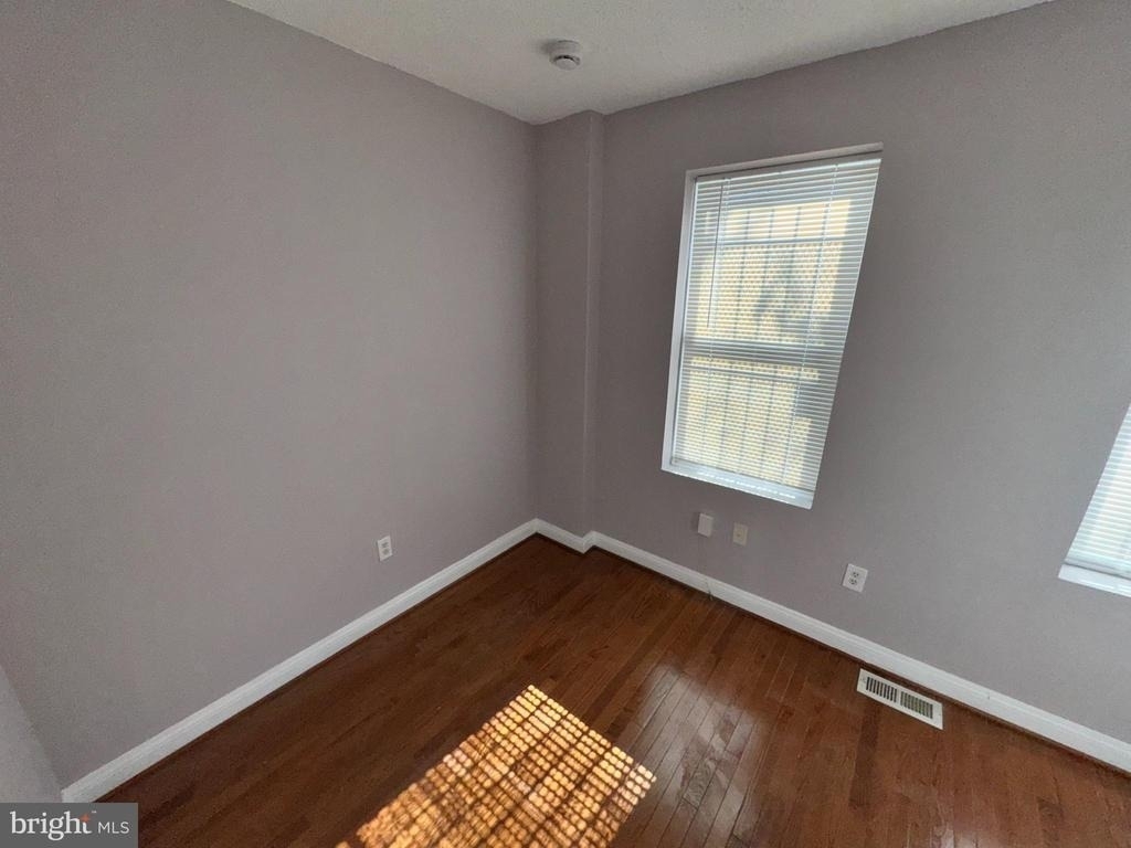 1819 Gales Street Ne - Photo 16