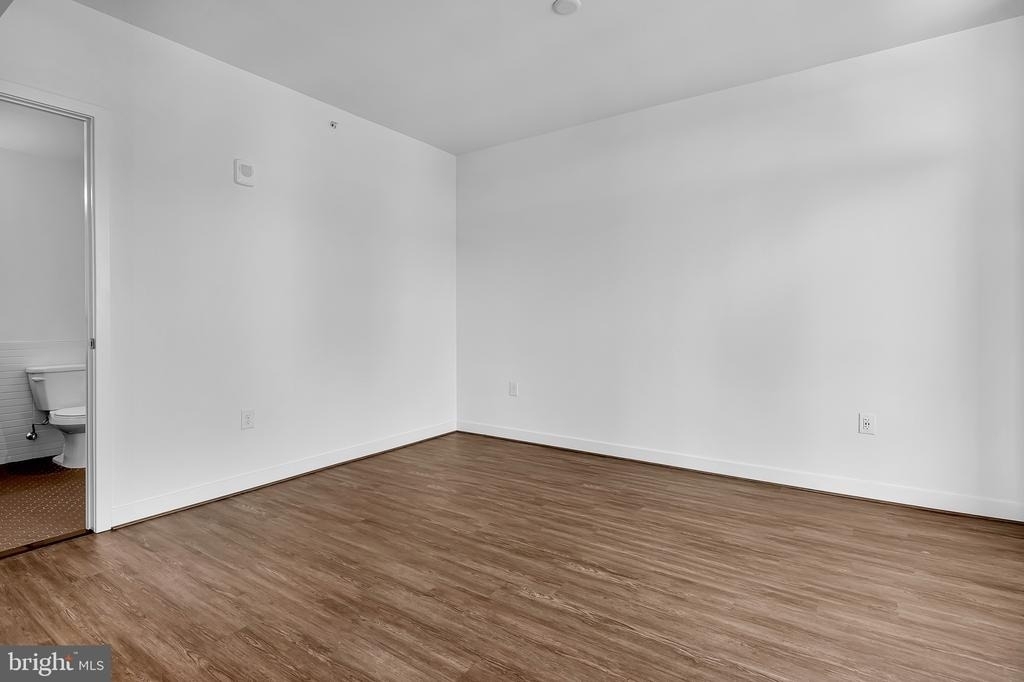 150 I Street Se - Photo 5