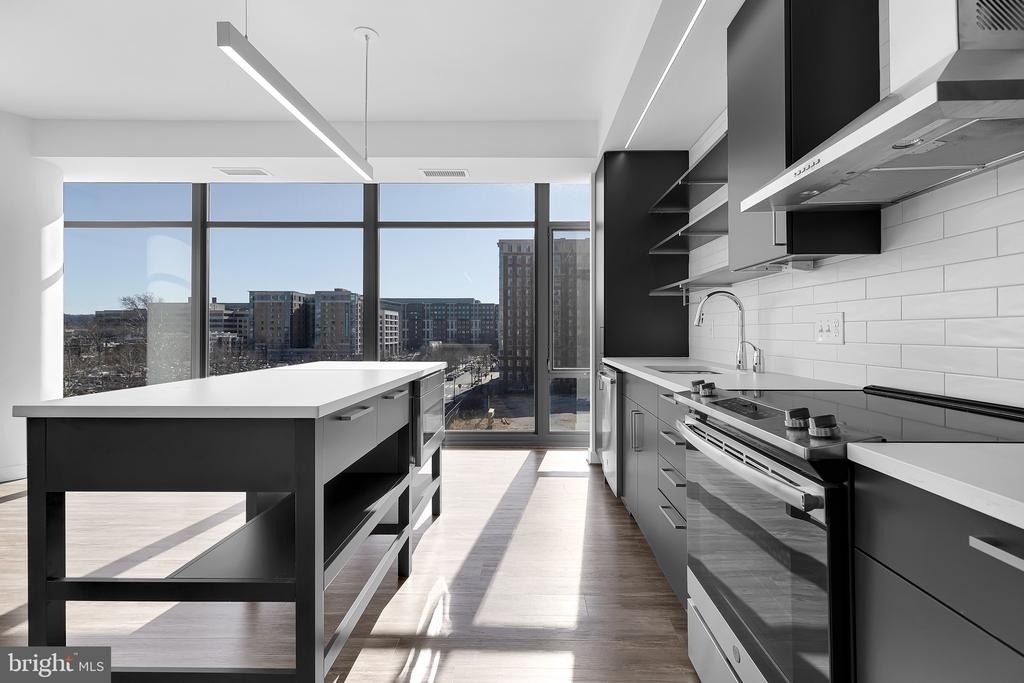 150 I Street Se - Photo 4