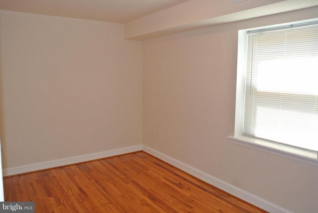 3216 28th Street Se - Photo 7