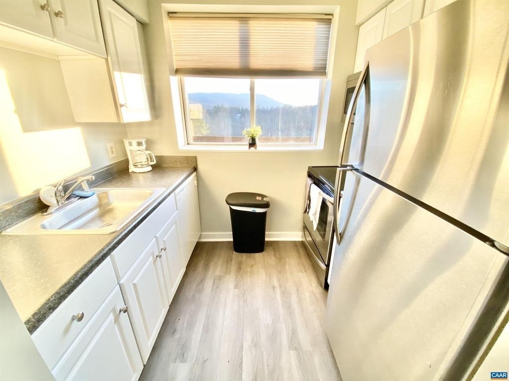1608 - A Monticello Ave - Photo 2