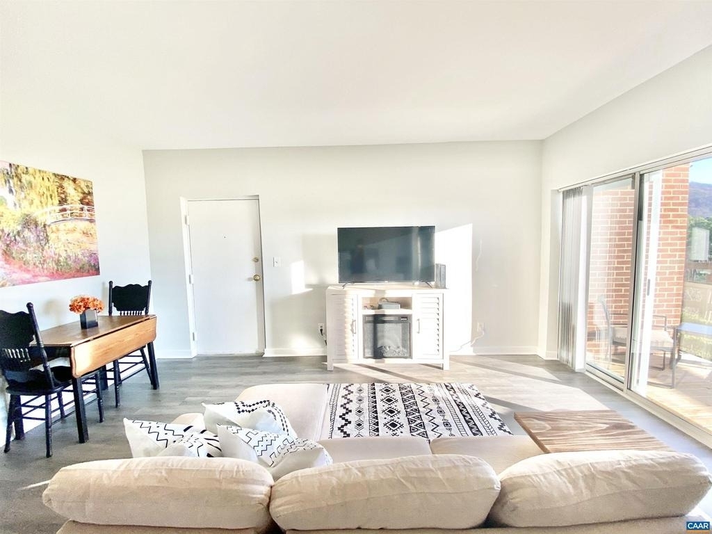 1608 - A Monticello Ave - Photo 13