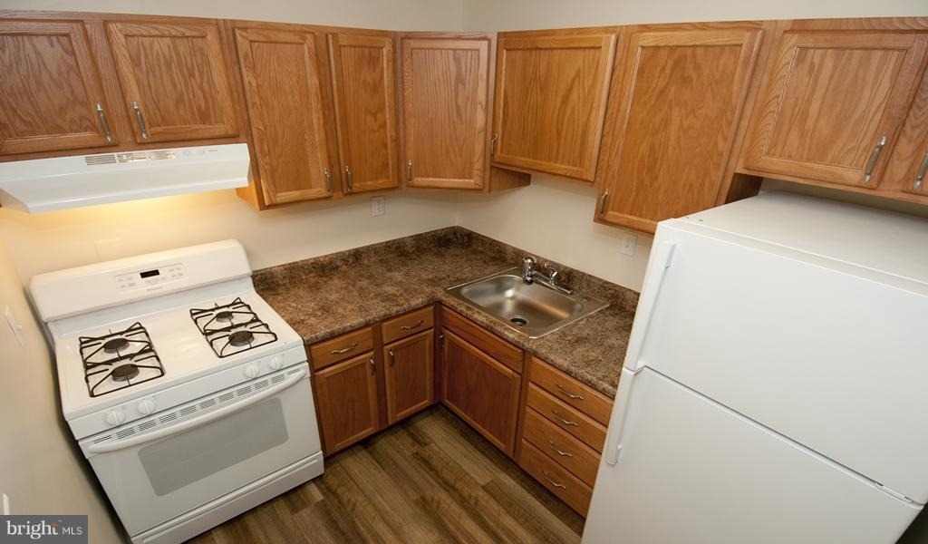 10401 46th Avenue - Photo 24