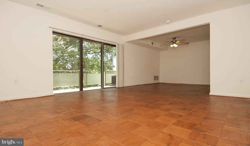 10401 46th Avenue - Photo 11