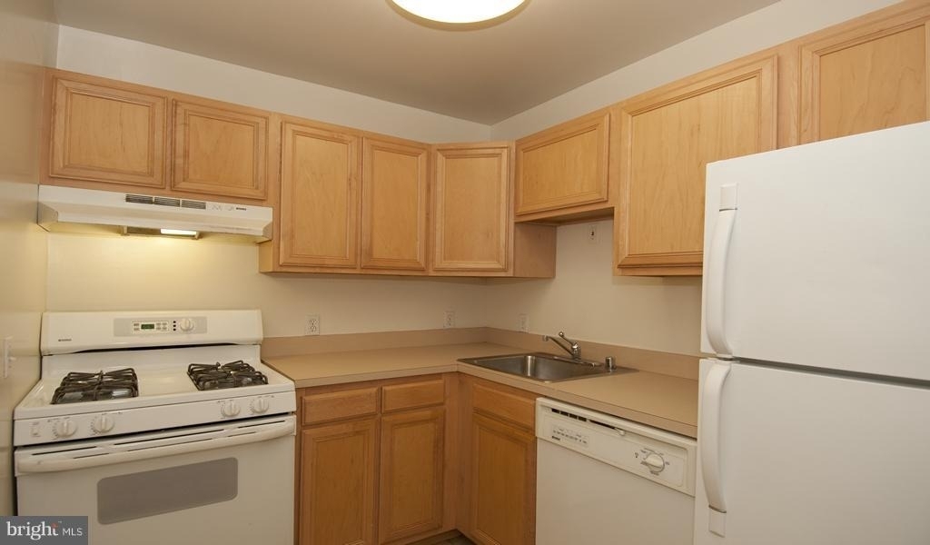 10401 46th Avenue - Photo 22