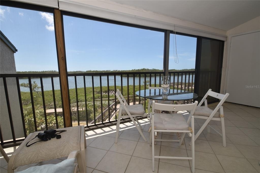 1512 Pelican Point Drive - Photo 6