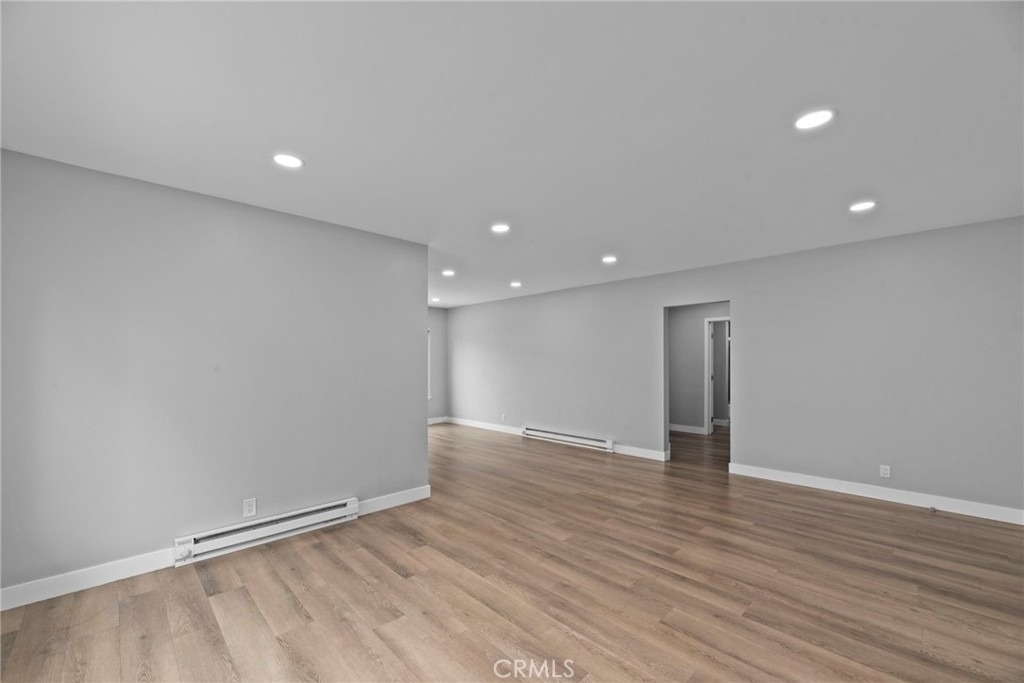 2027 Vista Del Mar - Photo 2
