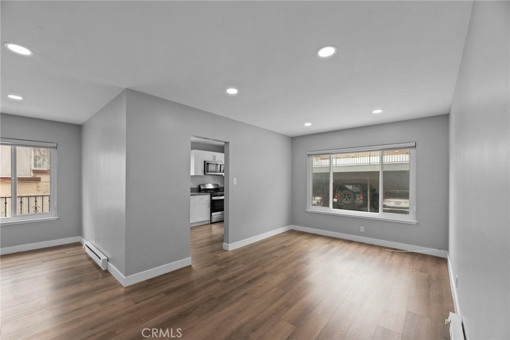 2027 Vista Del Mar - Photo 4