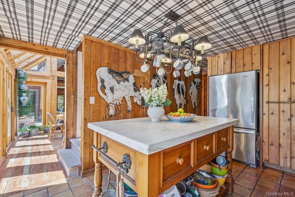 4 Marion Lane - Photo 4