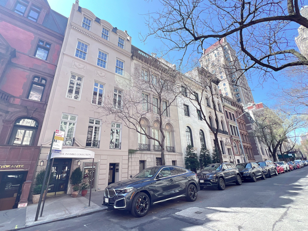 24 E 64th Street - Photo 11