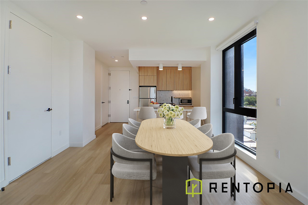 1010 Pacific Street - Photo 1
