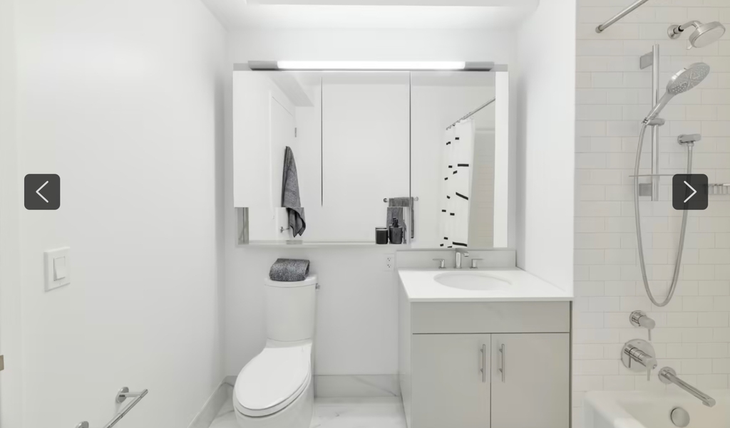 2-20 Malt Drive, Long Island City, 11101 - Photo 2