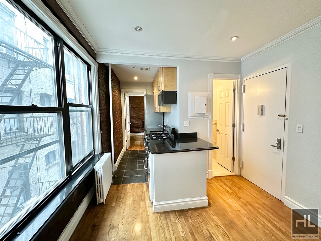 East 13th Street - Photo 2