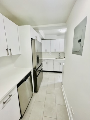 137 East 38th Street - Photo 3