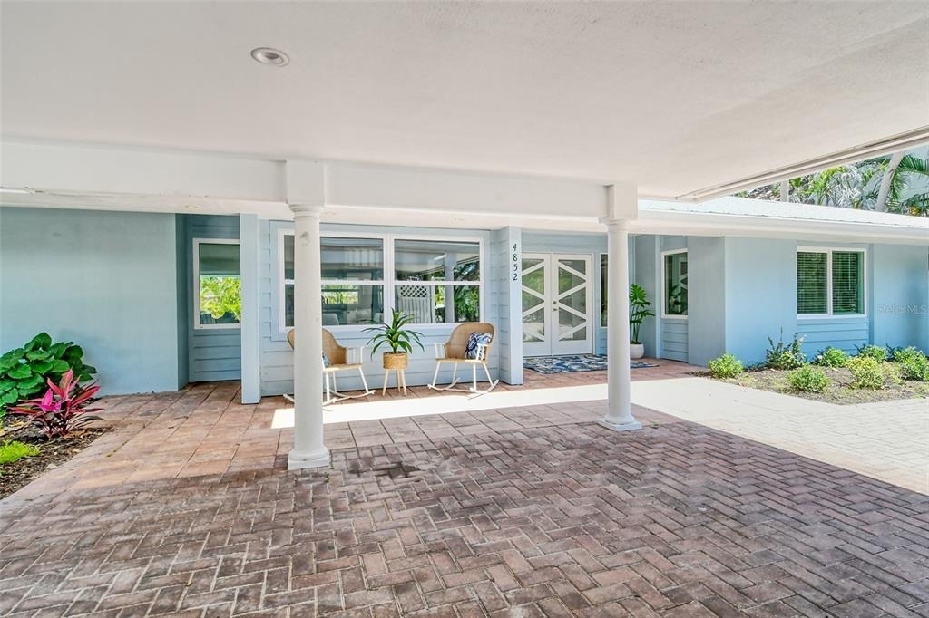 4852 Featherbed Lane - Photo 4