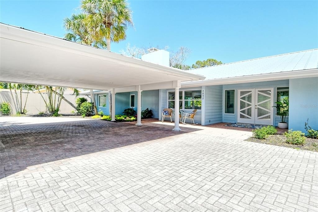 4852 Featherbed Lane - Photo 5