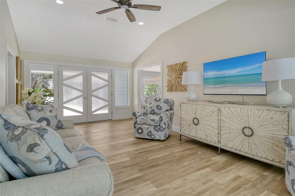 4852 Featherbed Lane - Photo 11