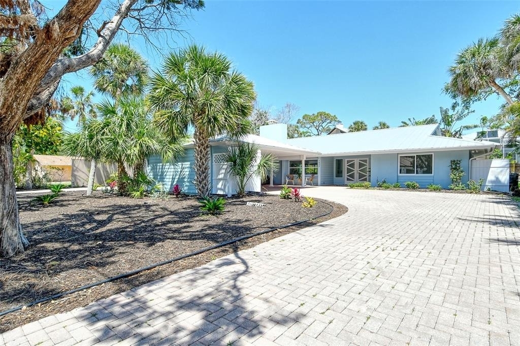 4852 Featherbed Lane - Photo 2