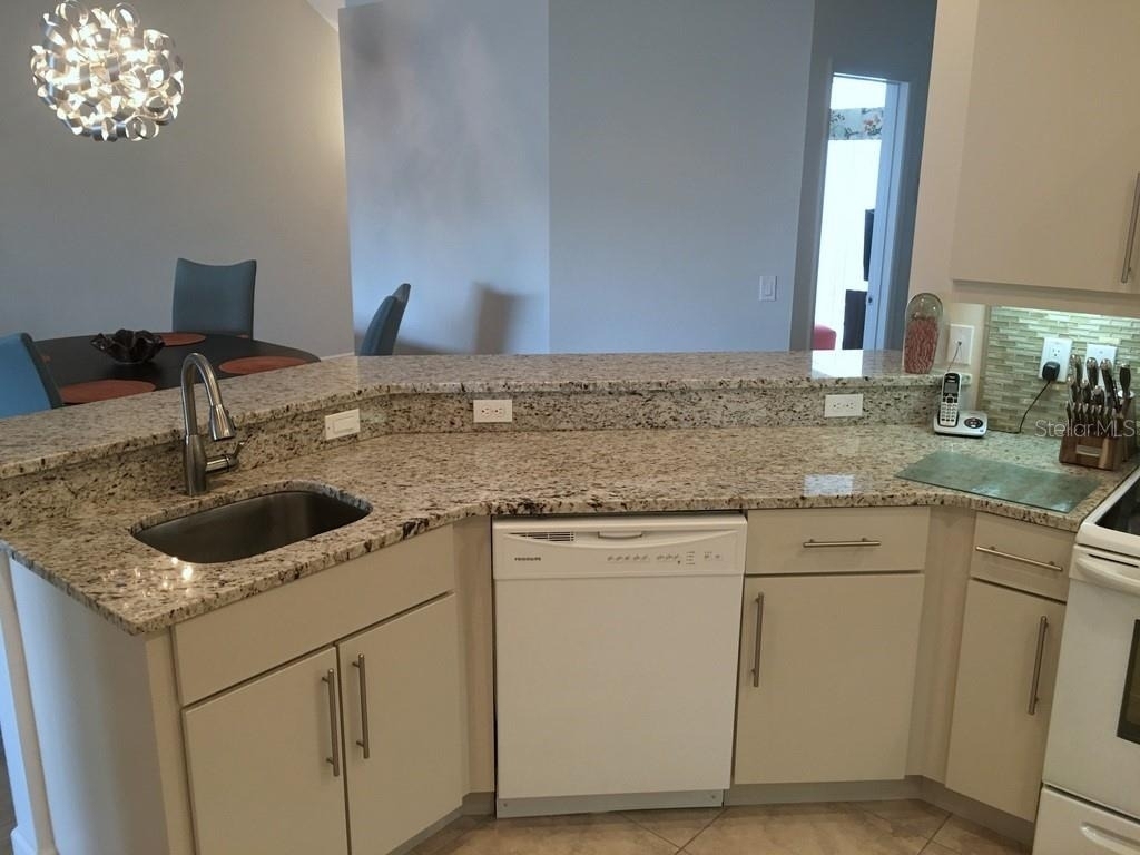 6640 7th Avenue Circle W - Photo 5
