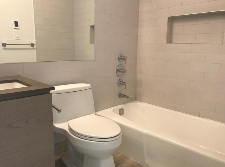 East 86th Street - Photo 3