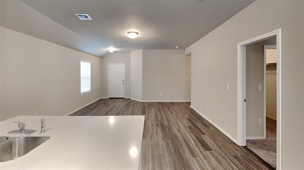 1432 Dustin Drive - Photo 7