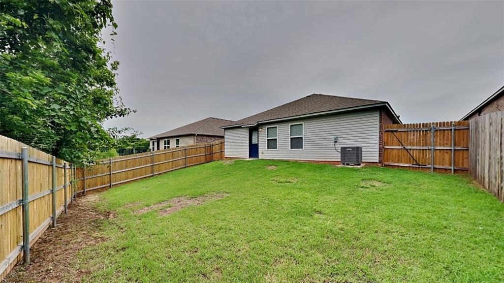 1432 Dustin Drive - Photo 17