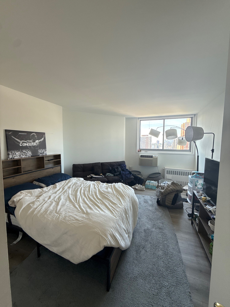 520 2nd Avenue - Photo 0
