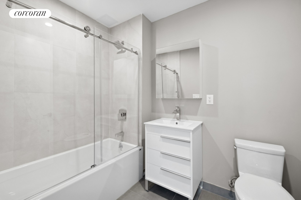 1020 Rogers Avenue - Photo 2