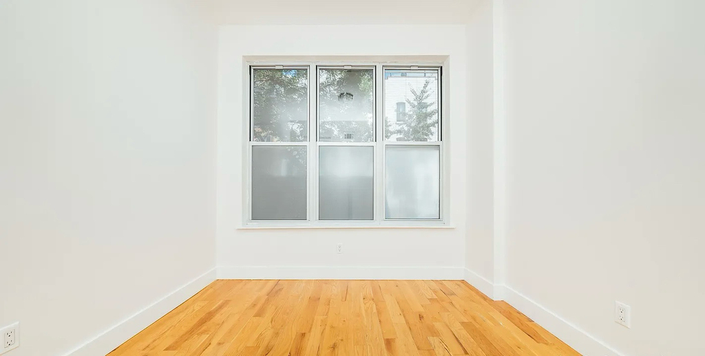221 Himrod Street - Photo 2