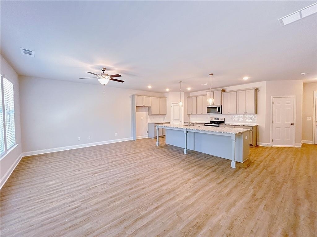 2580 Mills Commons Drive - Photo 5
