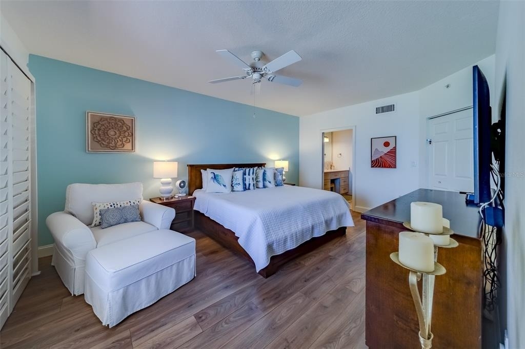 16500 Gulf Boulevard - Photo 21
