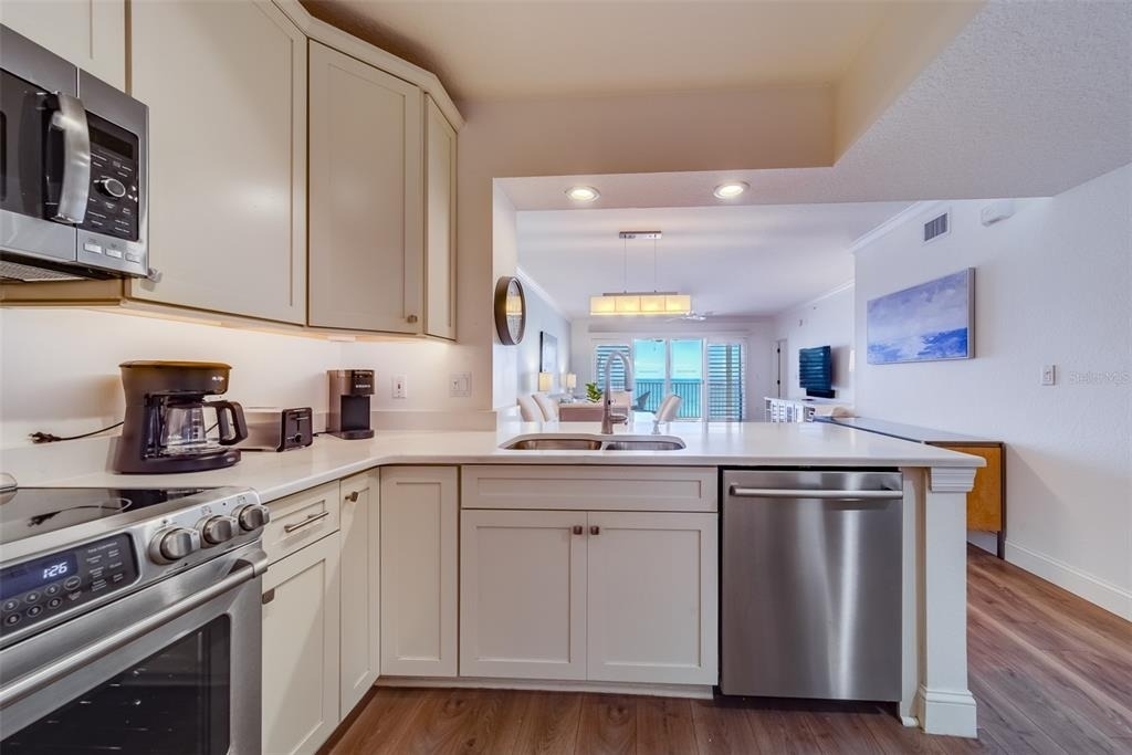 16500 Gulf Boulevard - Photo 12